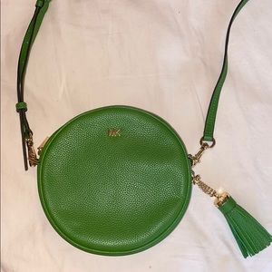 Michael Kors Pebbled LeatherCircleCanteenCrossbody